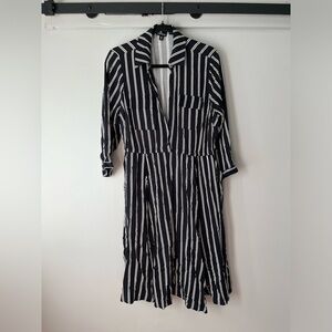 Striped black dress with fabric belt (removable)